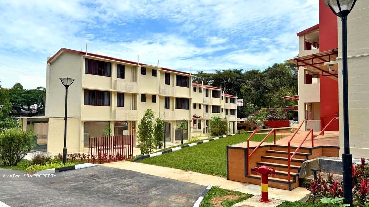 Upper Bukit Timah Road (D21), Shop House #609502771